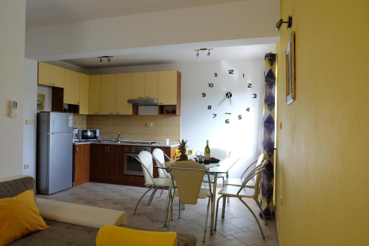 Apartman Precca Supetarska Draga Exteriör bild