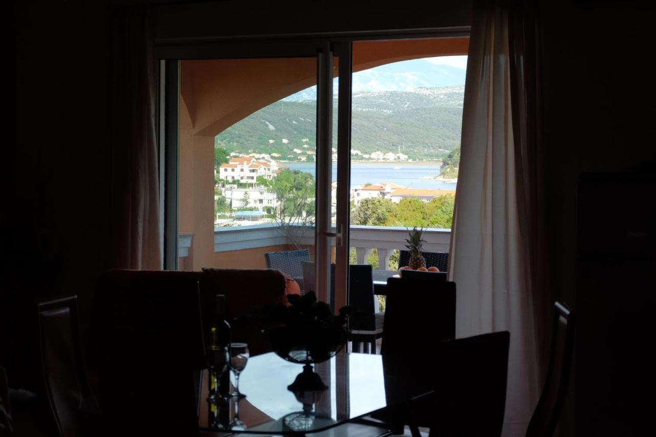 Apartman Precca Supetarska Draga Exteriör bild