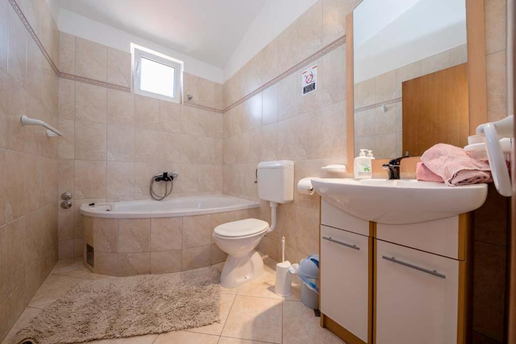 Apartman Precca Supetarska Draga Exteriör bild