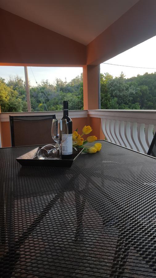 Apartman Precca Supetarska Draga Exteriör bild